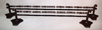 w004a.JPG (25423 bytes)
